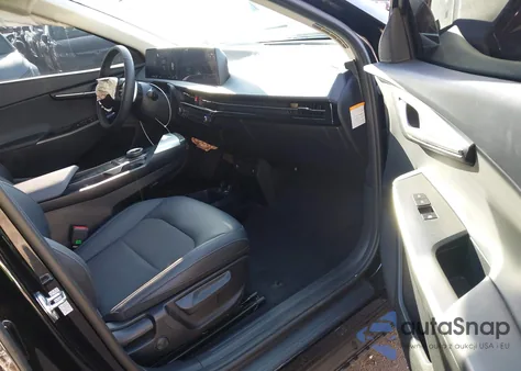 2024 Kia Ev6 Light Long Range from USA, damaged, VIN KNDC34LA2R5224242